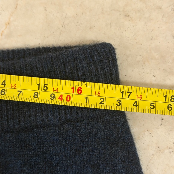 💙COS Blue Cashmere Capris💙 - Picture 4 of 10